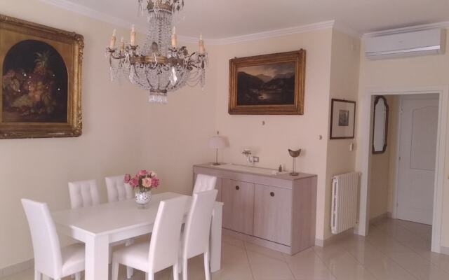 Short-Lets Sorrento Apartment and Pool