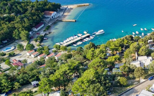 Elements Camp Selce