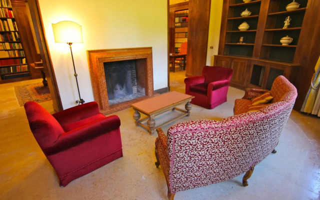Hotel Villa Giona