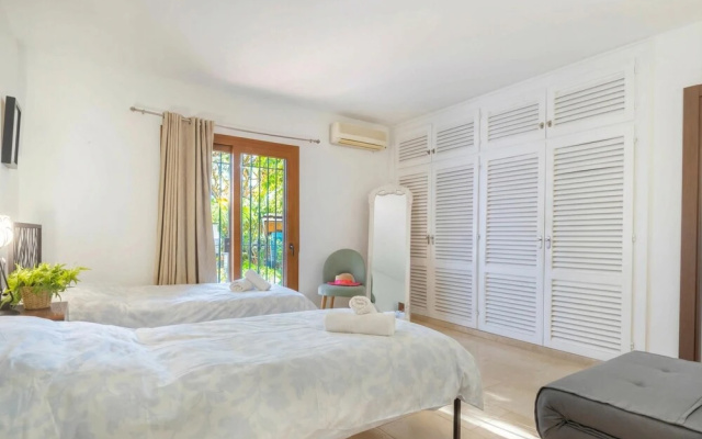 Villa Calahonda 700m From Beach With Pool
