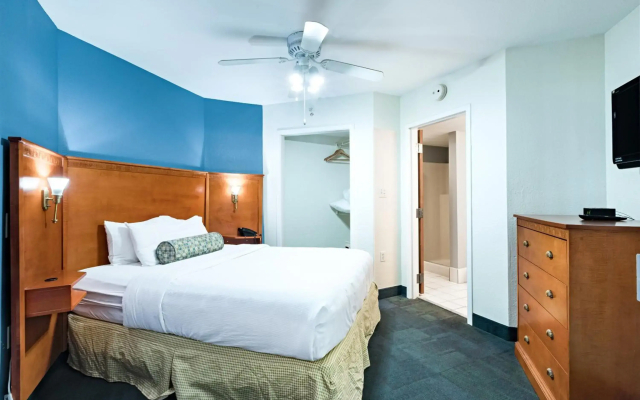 Ocean Sands Resort, Oceanfront, Virginia Beach by Vacatia