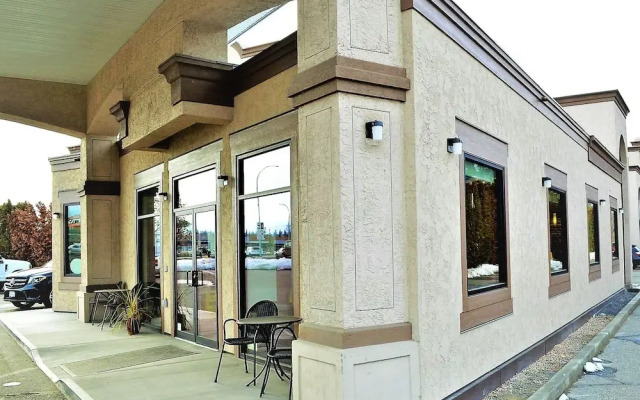 Super 8 By Wyndham Kelowna Bc