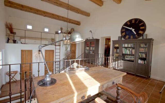 Villas du Luberon - Le Mas Des Roses