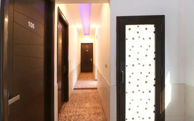 Oyo 22678 Hotel Unique House