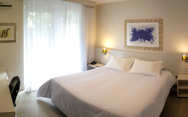 Charrua Hotel