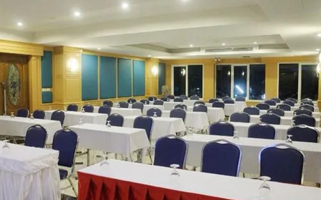 OYO 234 Tara Grande Hotel & Spa