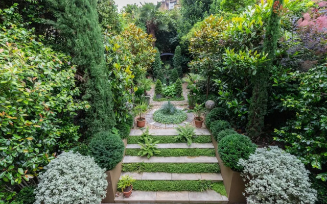 Penywern Road IV by Onefinestay