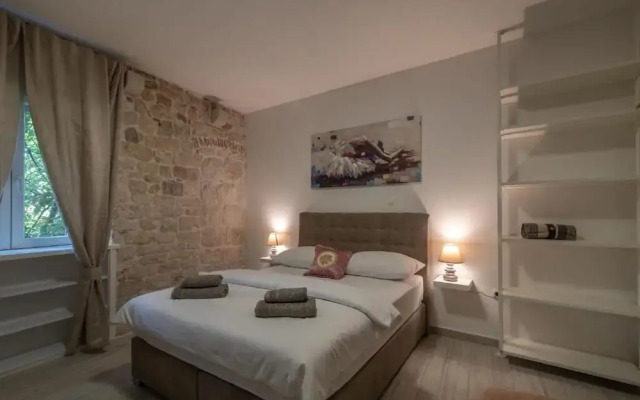 Studios Kadena