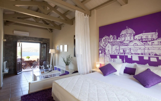 Angelina Aegina Boutique Escape