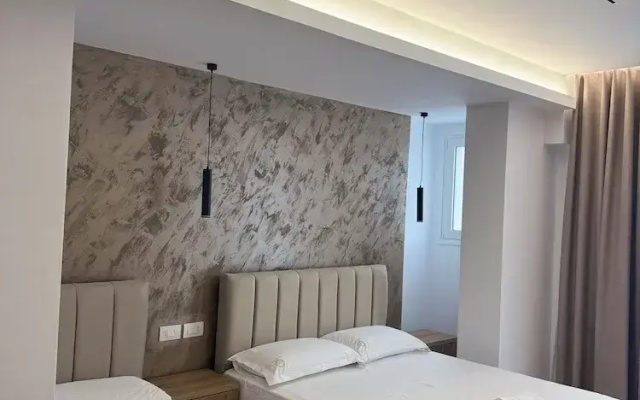 Hotel Moonlight