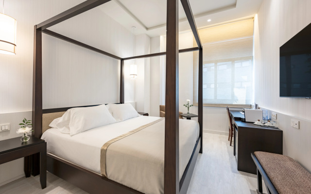 Saray Hotel