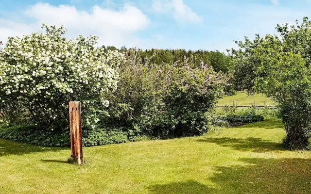 6 Person Holiday Home in Gamleby-by Traum