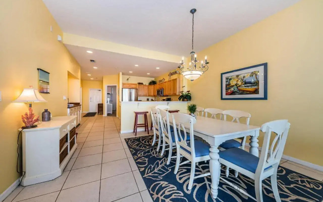 Waterfront Breeze Condo Condo