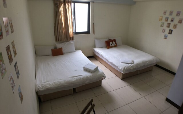 Taichung Carol House Hostel