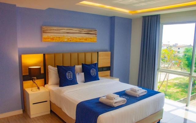 Ht9 Hotel
