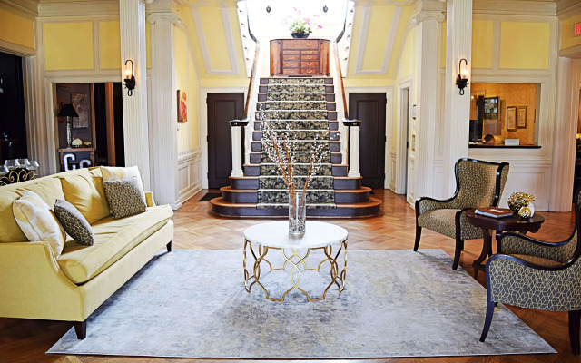 JH Adams Inn, Trademark Collection by Wyndham