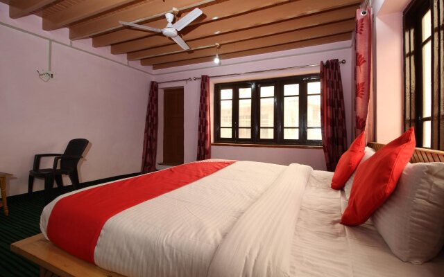 Shawl Gh By OYO Rooms