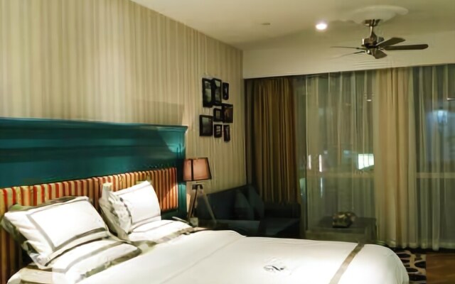 Lock Hotel