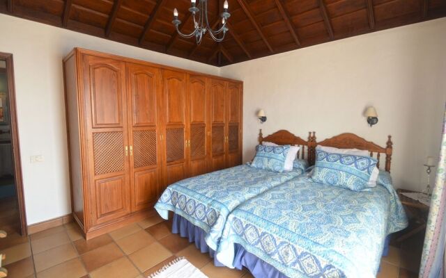 Casa Rural Maximina by Isla Bonita