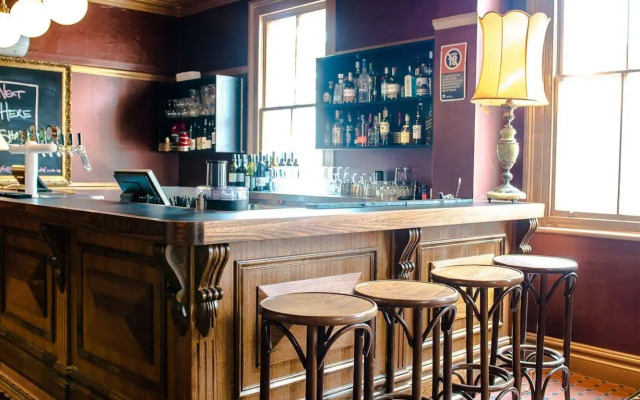 Shakespeare Hotel Surry Hills