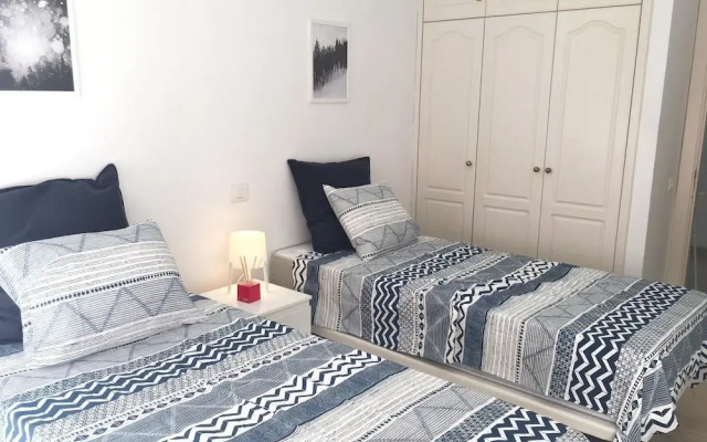 Sagasta Beach Apartment V by Canary365