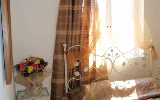 Villa Olga Apartments & Studios