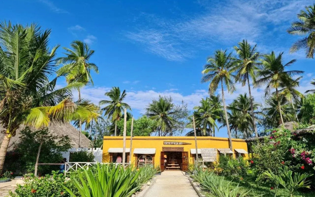 Paradise Beach Resort