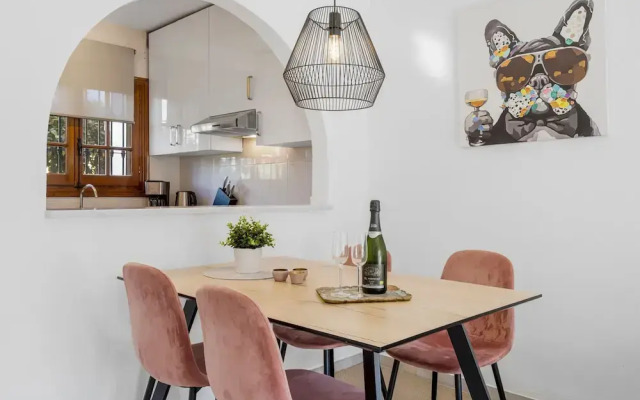 La Campana Apartment With Pool - Ref 60