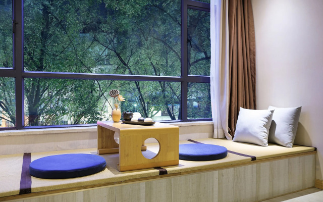 Zhengyang Inn