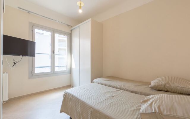 VANEAU - Splendide 3P entre le Martinez et le Miramar