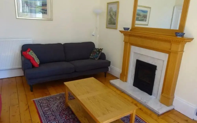 3 Bedroom Stockbridge Apartment