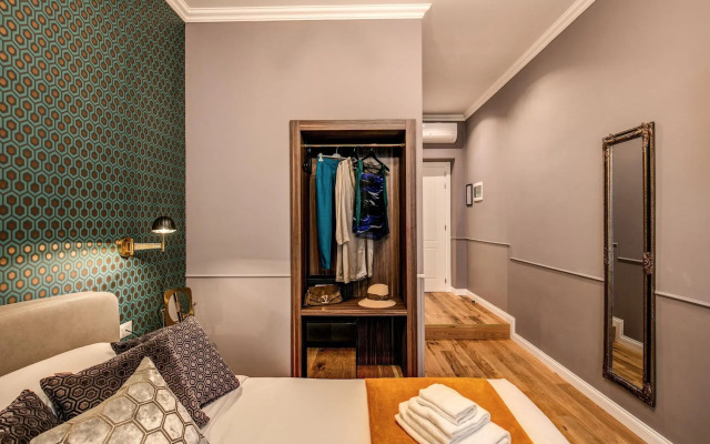 Tree Charme Parliament Boutique Hotel