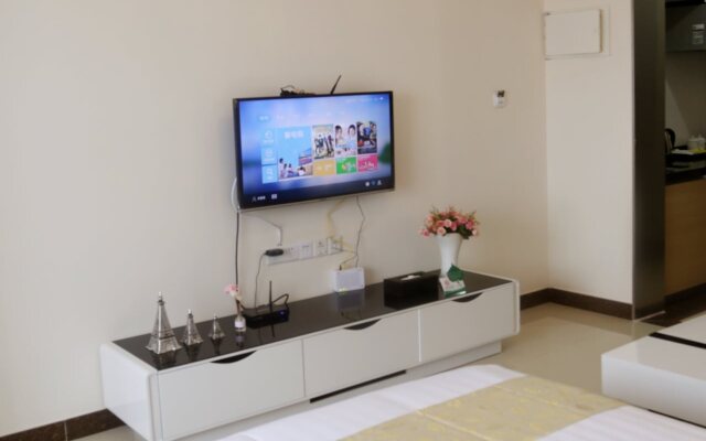 Yi Long International Apartment