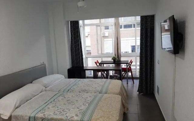 Apartamento Málaga Port *****