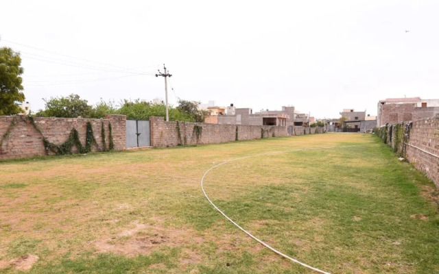 Maurya Hotel & Garden By OYO Rooms