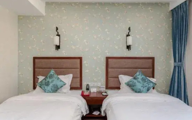 Yuanhua Hotel