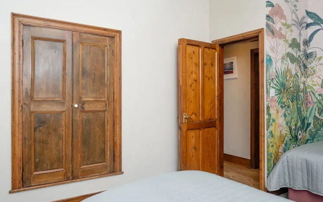 Watermouth Castle, West Tower Apartment