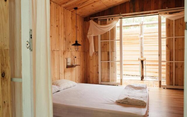 Villa Đảo Hoa Vàng Cam Ranh - Venue Travel