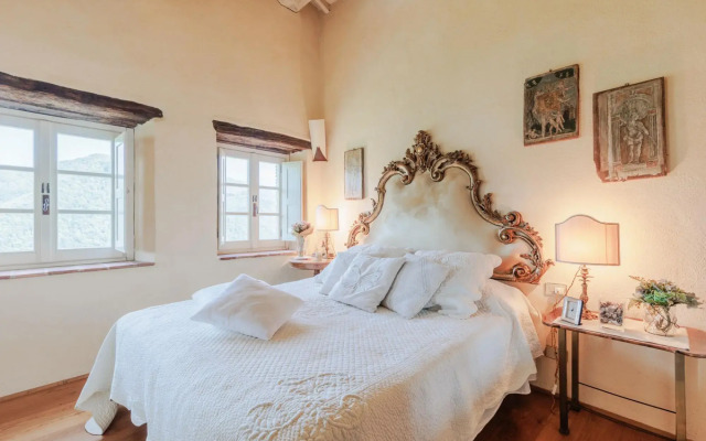 Gran Burrone Castle in Borgo a Mozzano