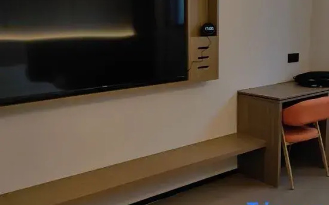 Taizhou Chaoran Pavilion Hotel