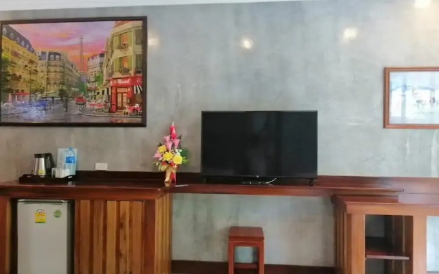 Jairak Hotel