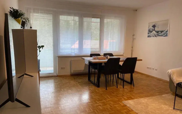 Cozy Graz Apartment Near City Center
