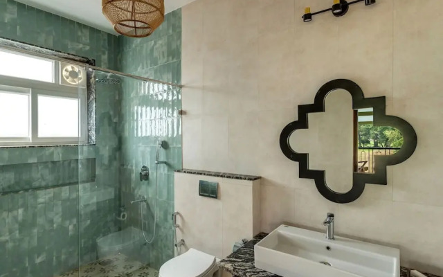 Field View Villa With Pool Perfect for Big Groups