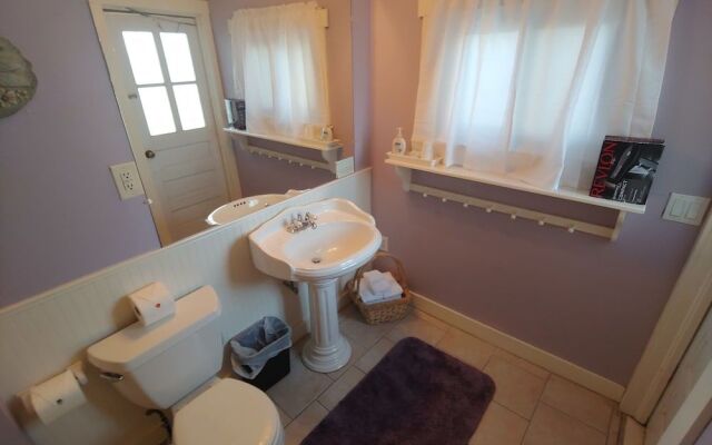 Island Guest House B&B