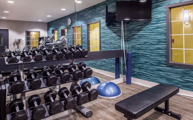 Holiday Inn & Suites Dallas-Addison by IHG