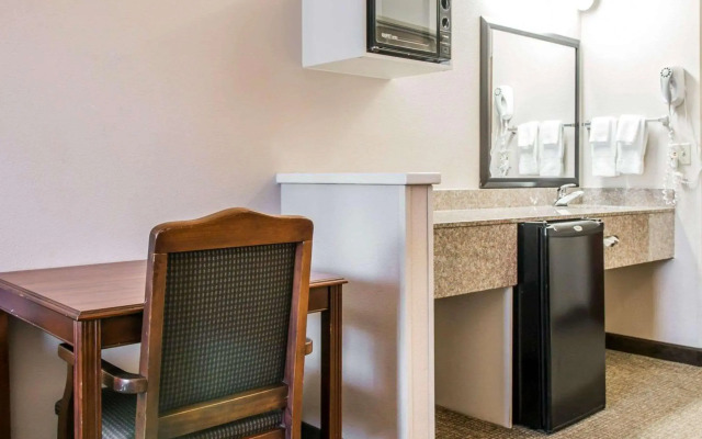 Comfort Suites Grandville - Grand Rapids SW