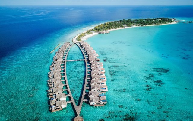 Fairmont Maldives, Sirru Fen Fushi