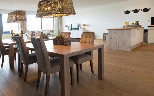 Sea-view Apartment in Den Haag With Balcony