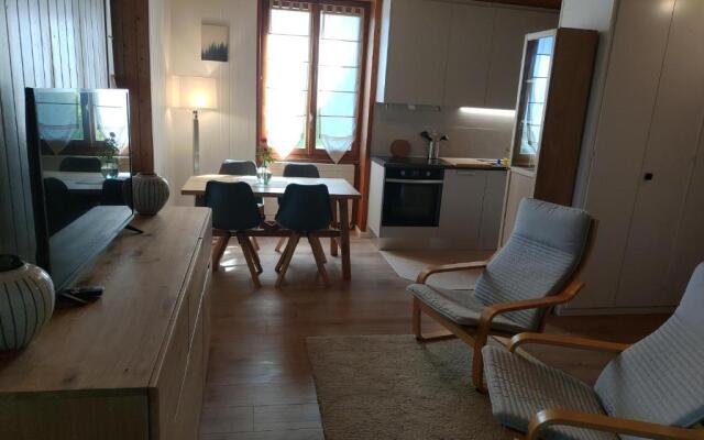 Studio au calme, vue imprenable sur la vallée