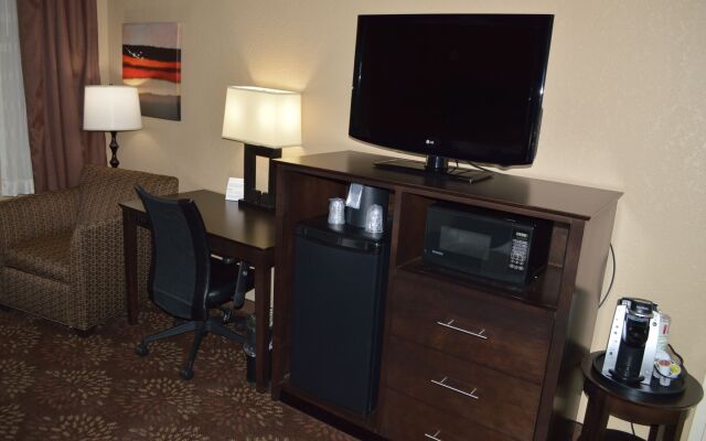 Holiday Inn Charlotte University Executive Park, an IHG Hotel